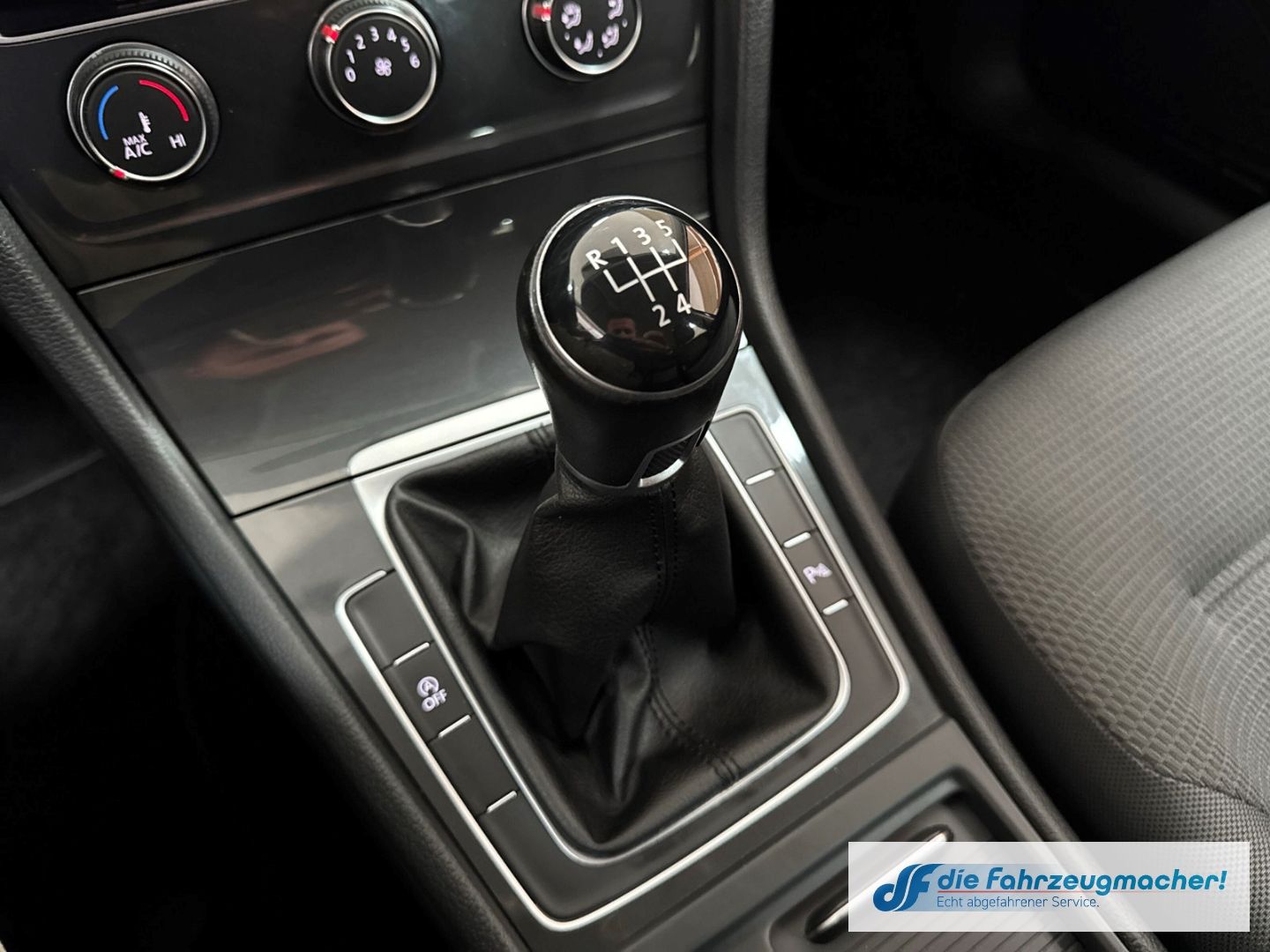 Fahrzeugabbildung Volkswagen Golf VII Comfortline BMT Start-Stopp 1.6 TDI EU6
