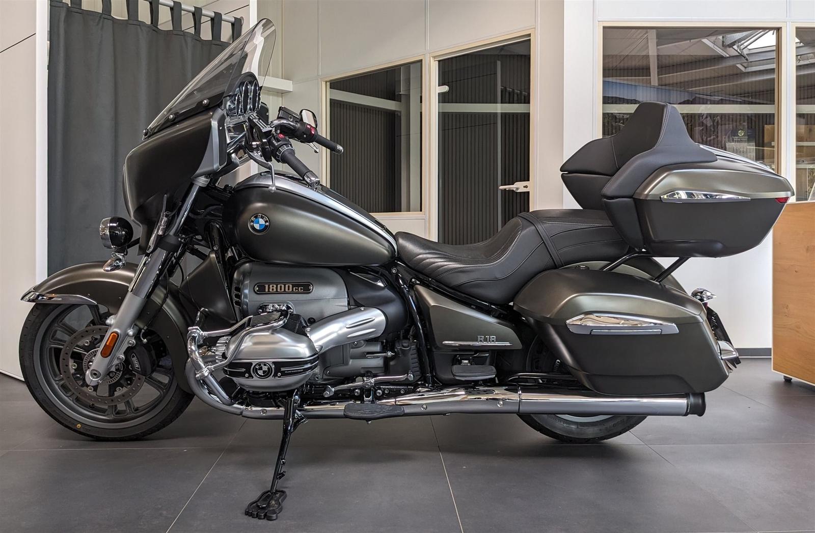 BMW R 18 Transcontinental Frästeile Beinauflage