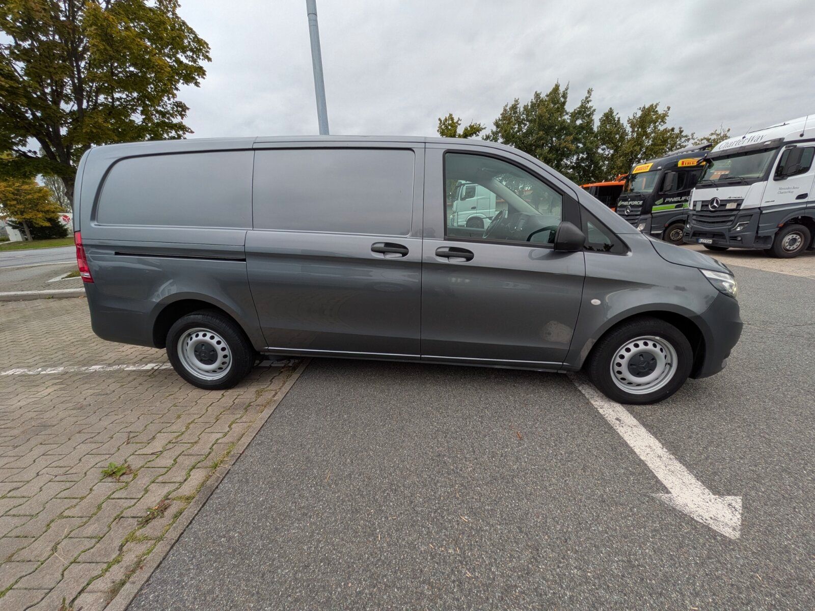 Mercedes-Benz Vito 116 CDI Kasten Lang LED NAVI AHK 2,5t imagem 3