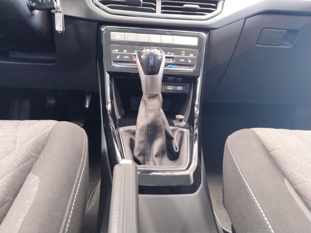 T-Cross Life IQ.DRIVE 1.0 TSI Klima