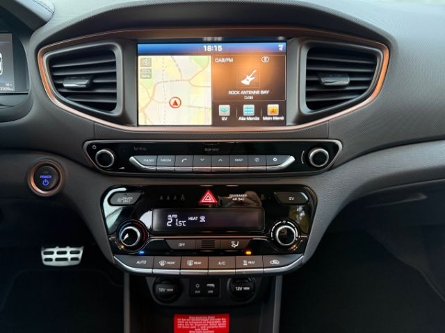 Fahrzeugabbildung Hyundai IONIQ Premium Elektro +LEDER+LED+KLIMA+ACC+PDC+U