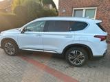 Hyundai SANTA FE 2.2 CRDi Premium 4WD 8AT SEVEN Premium - gebrauchte Hyundai SANTA FE aus dem Jahr 2019