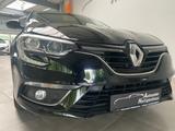 Renault Megane Lim Automatik Kamera Navi Sitzheiz  Xenon - Renault Megane in Essen