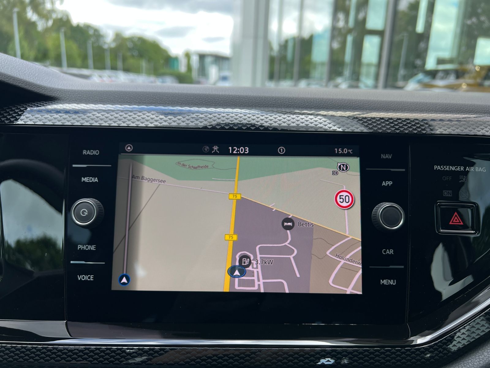Fahrzeugabbildung Volkswagen Taigo Life 1,0 l TSI *LED, Navi, Kamera, 16''-LM