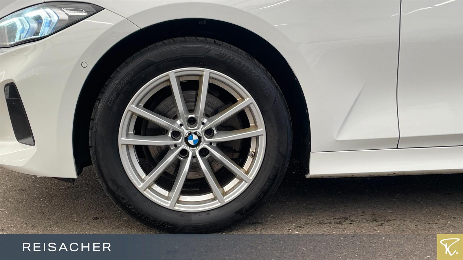 BMW 320d Tou. AHK LCPro HUD ACC RFK PDC LED 17"LM