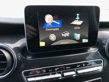 Mercedes V 250 - 8