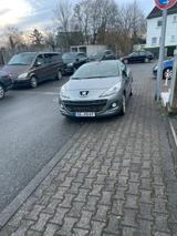 Peugeot 207 CC Platinum HDi FAP 110 Platinum - Peugeot 207 Platinum mit Diesel-Antrieb