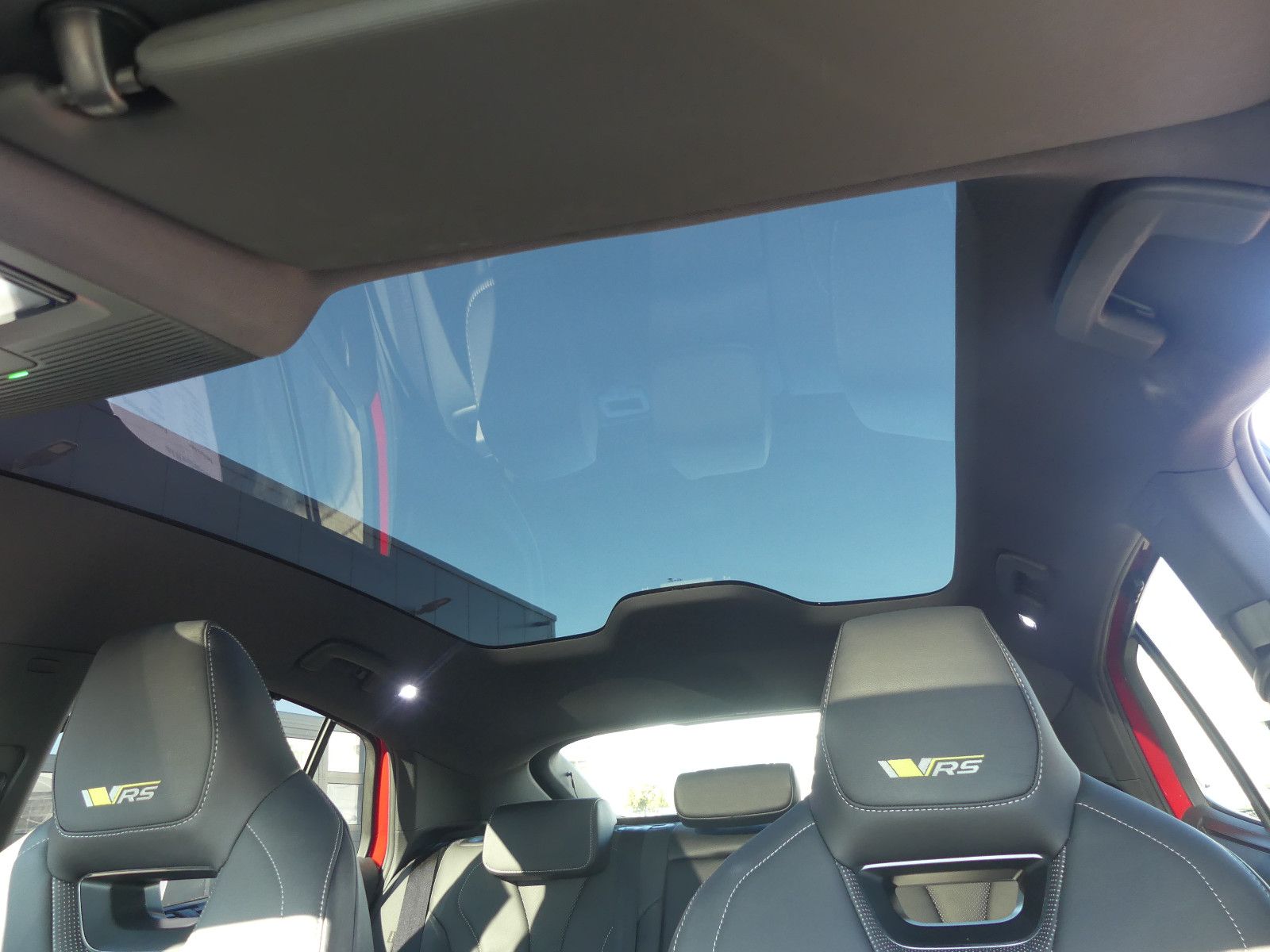 Fahrzeugabbildung SKODA Enyaq Coupé RS MAXX*360Kamera*CrystalFace*LEDER