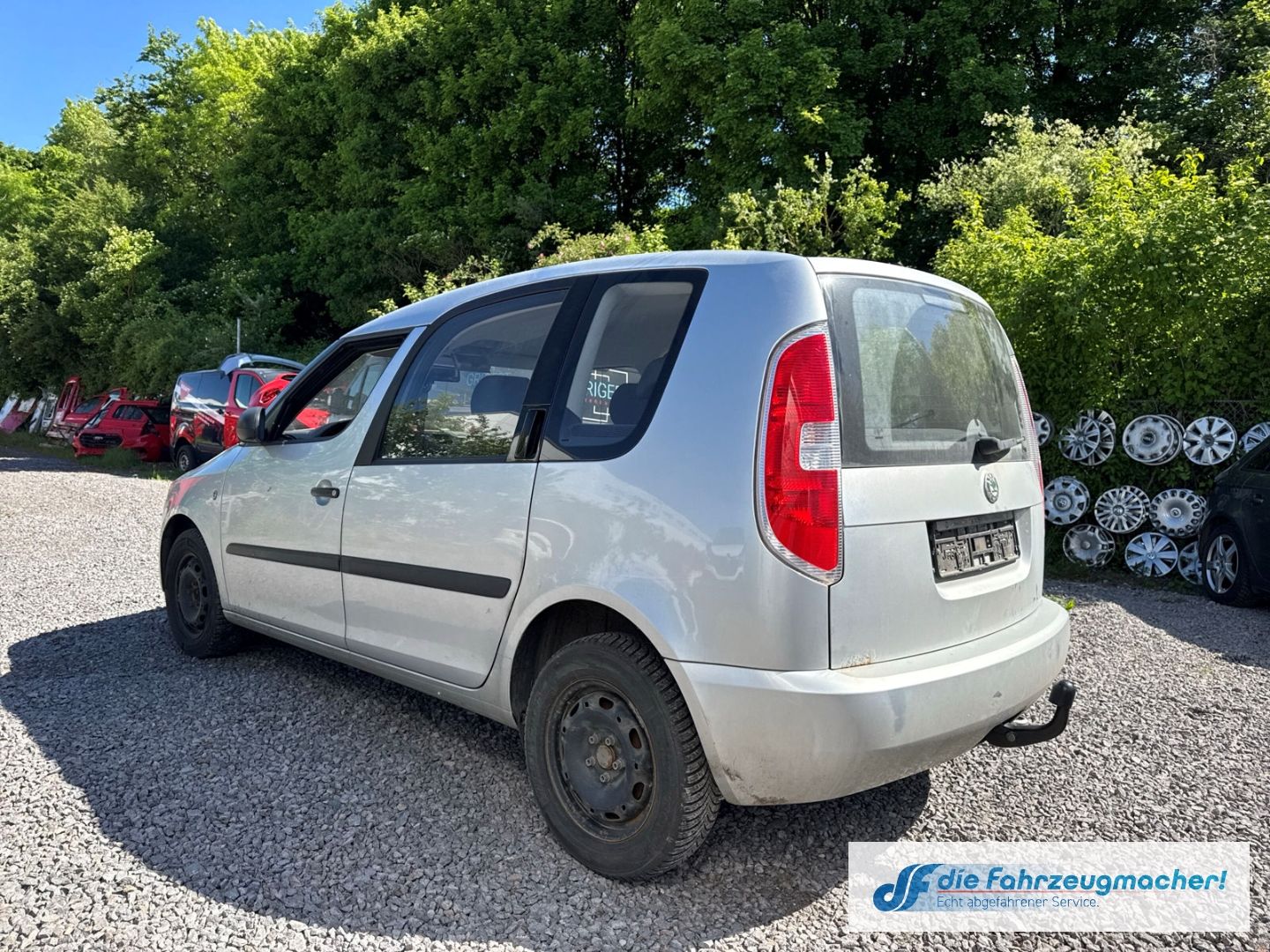 Fahrzeugabbildung SKODA Roomster Plus Edition 1.2 12V HTP *MOTORSCHADEN