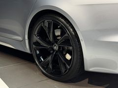 AUDI RS6 4.0 TFSI*PANO*B&O*HEADUP*AHK*STANDHEIZUNG*