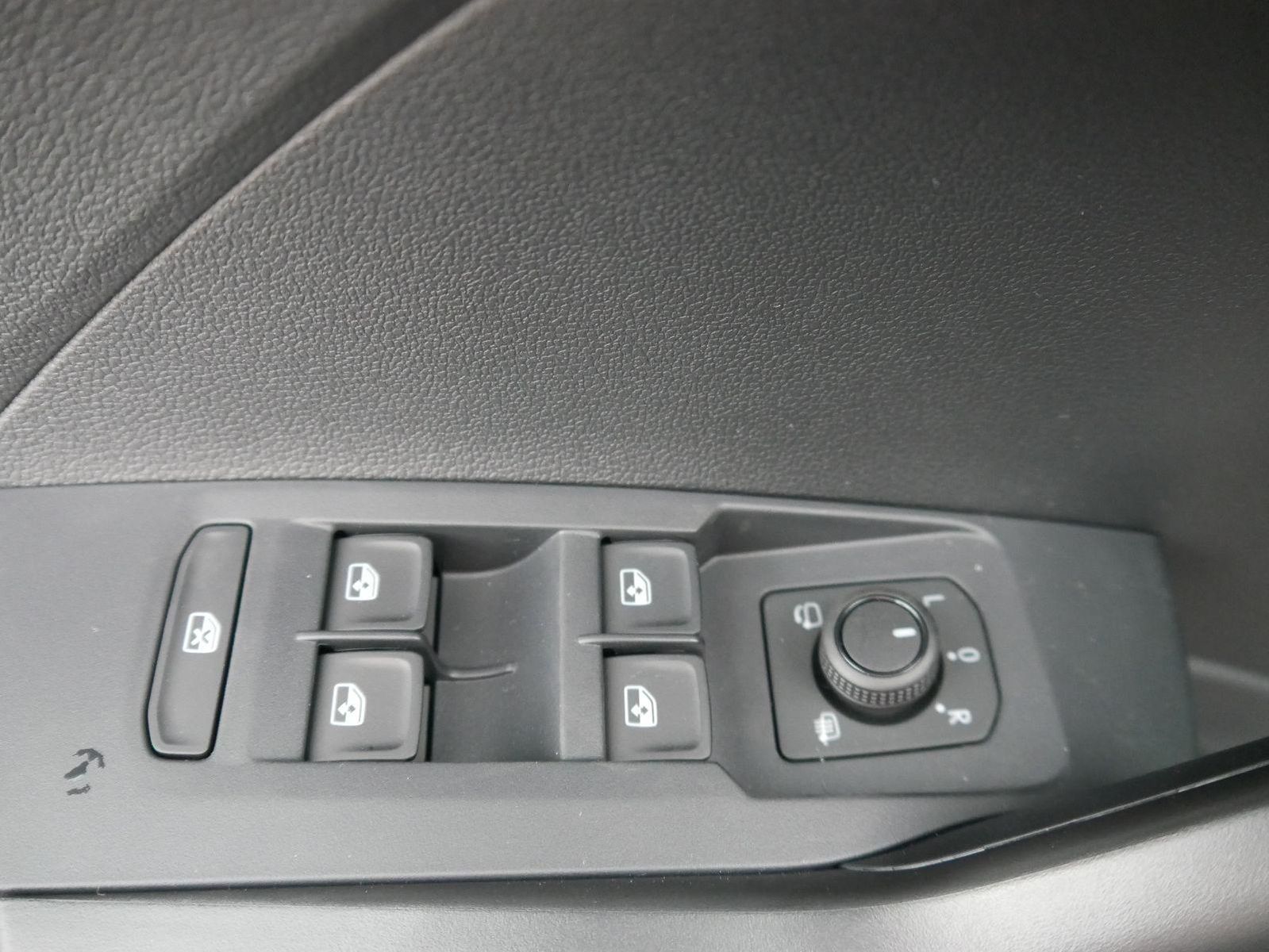 Volkswagen T-Cross - Bild 9