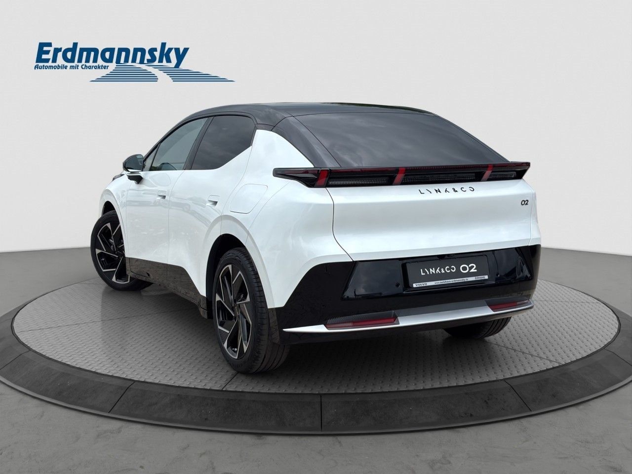 Lynk & Co 02