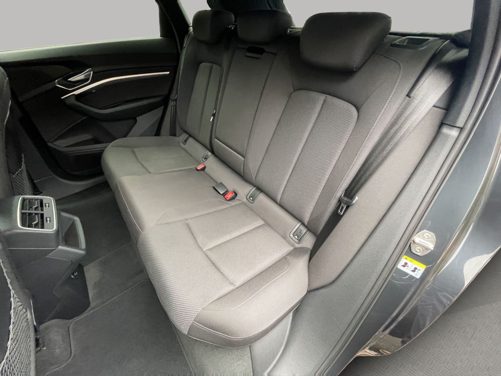 Audi e-tron - Bild 18