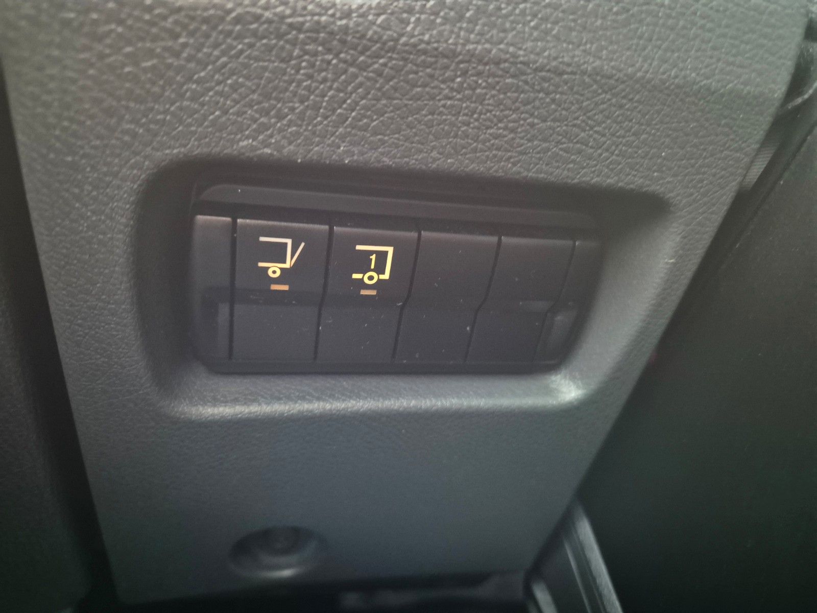 Fahrzeugabbildung Mercedes-Benz Atego 818 L 4x2 LBW ThermoKing V-600