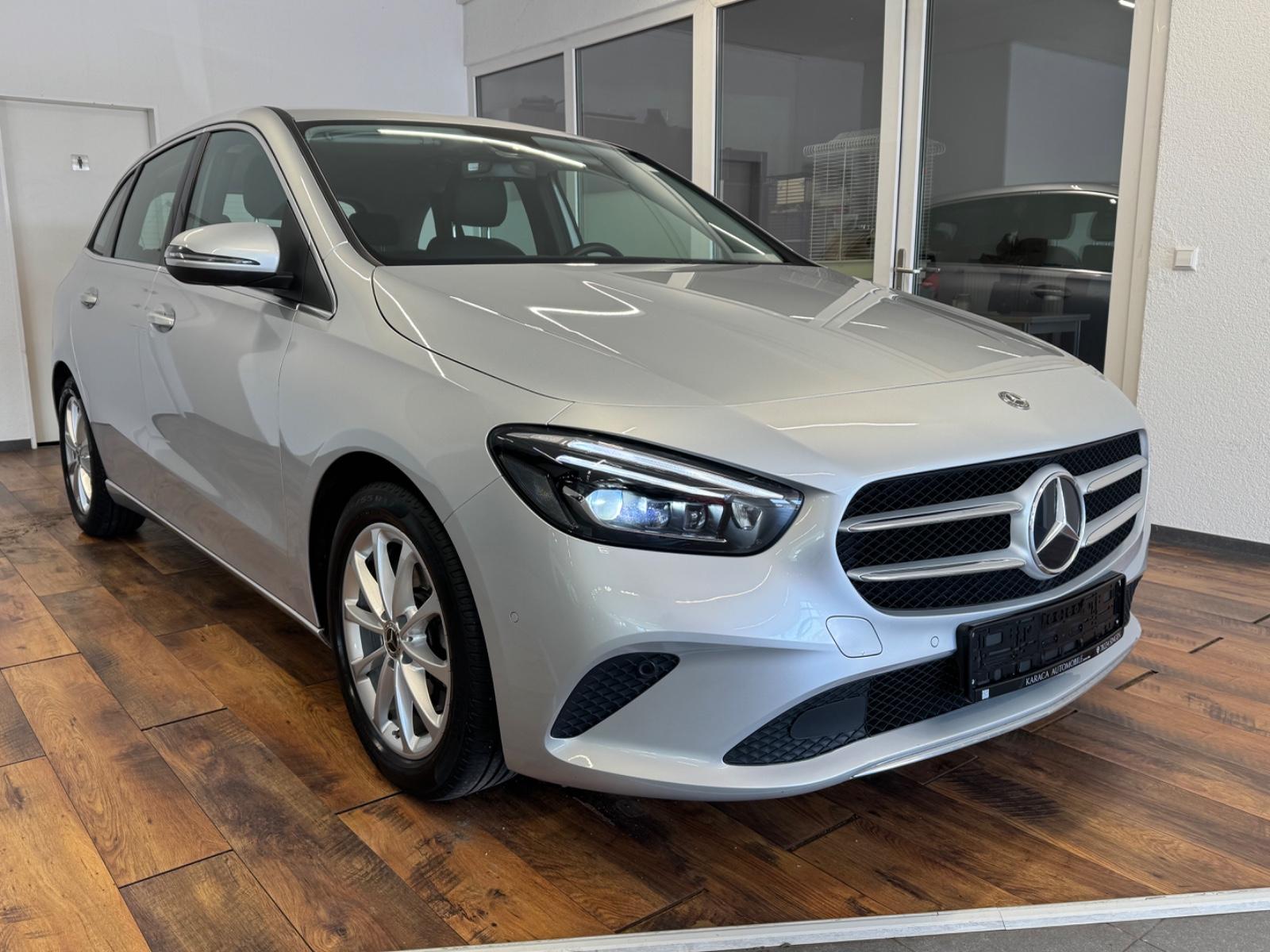 Mercedes-Benz B 220 4Matic MULTIBEAM.NAVI.AHK.ACC.AUTO.KAMERA