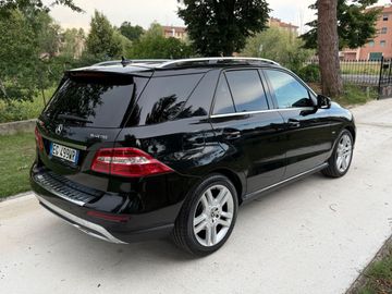 Mercedes ML 250 - 4