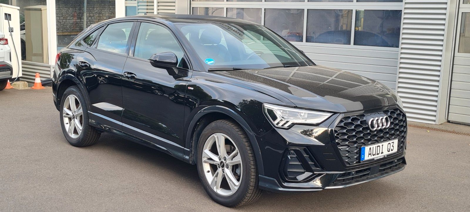 Audi Q3 Sportback 35 TDI S tronic S line foto 8