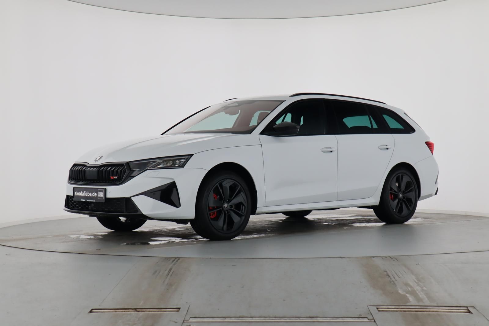 Skoda OCTAVIA COMBI RS 2,0TSI  DSG NEUPREIS : 49.820€