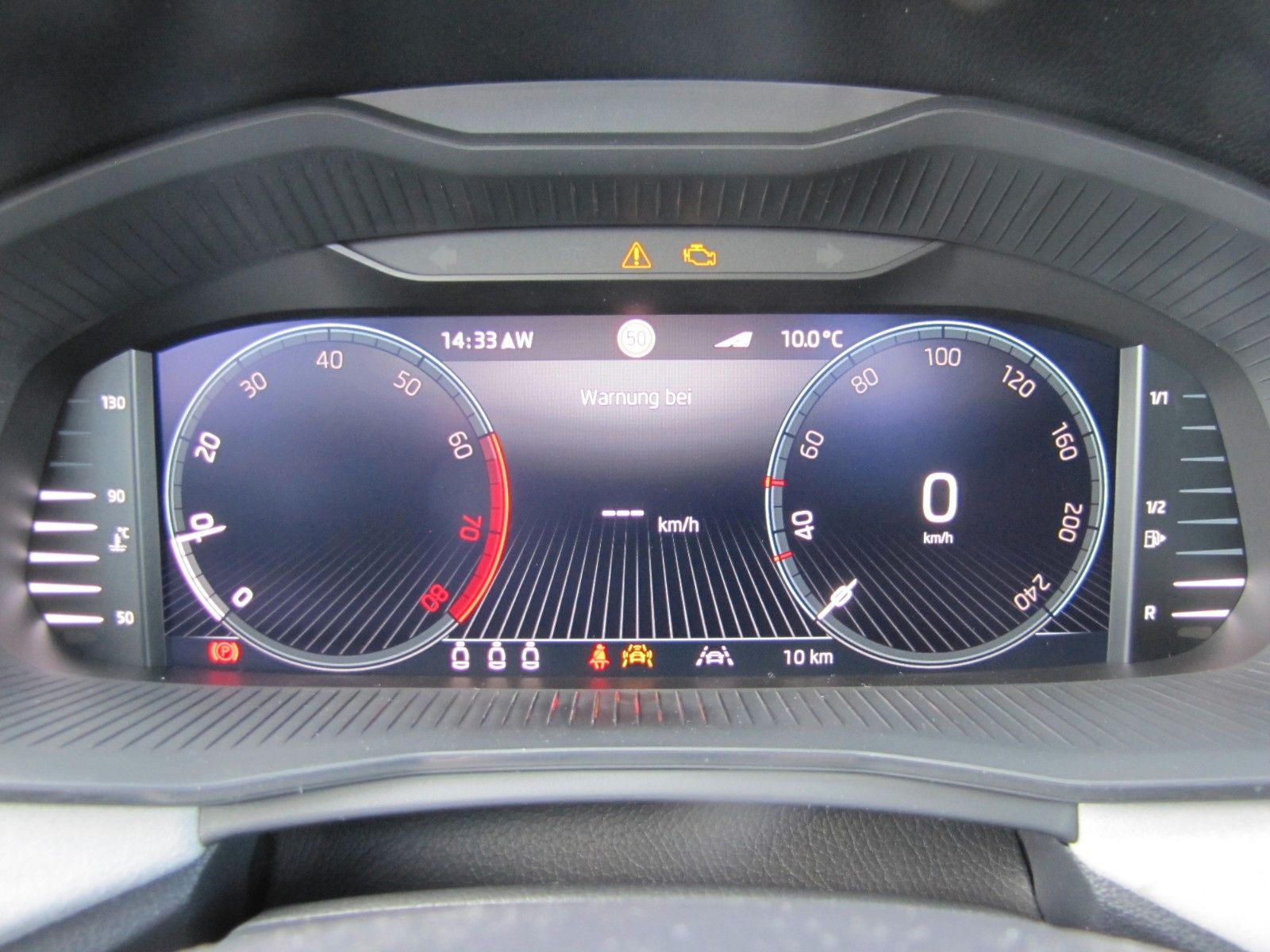 Fahrzeugabbildung SKODA Kamiq Tour 1.5l TSI 150PS