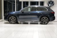 Volkswagen Touareg 3.0TDI R-Line Nachtsicht Pano StdHz 22" 
