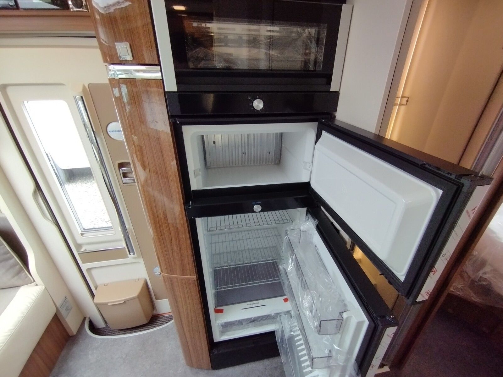 Fahrzeugabbildung Eura Mobil Integra I 760 QF SAT,Solar,Klimaanlage,TV,RK