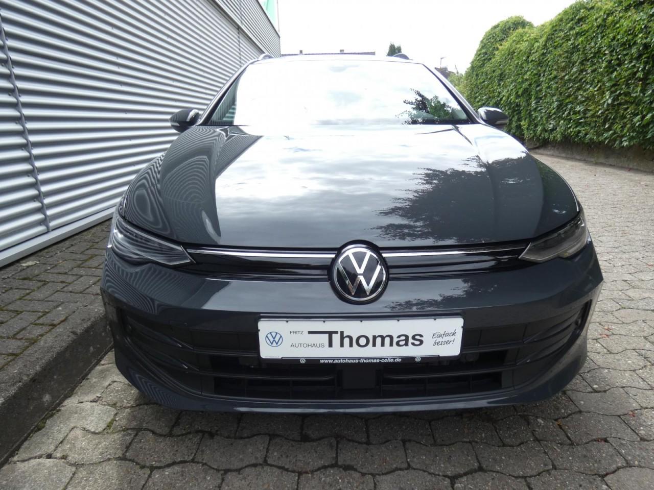 Volkswagen Golf VIII Variant 2.0 TDI Life LED AHK PDC ACC L