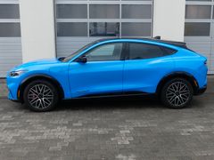 FORD Mustang Mach-E Premium*Pano*