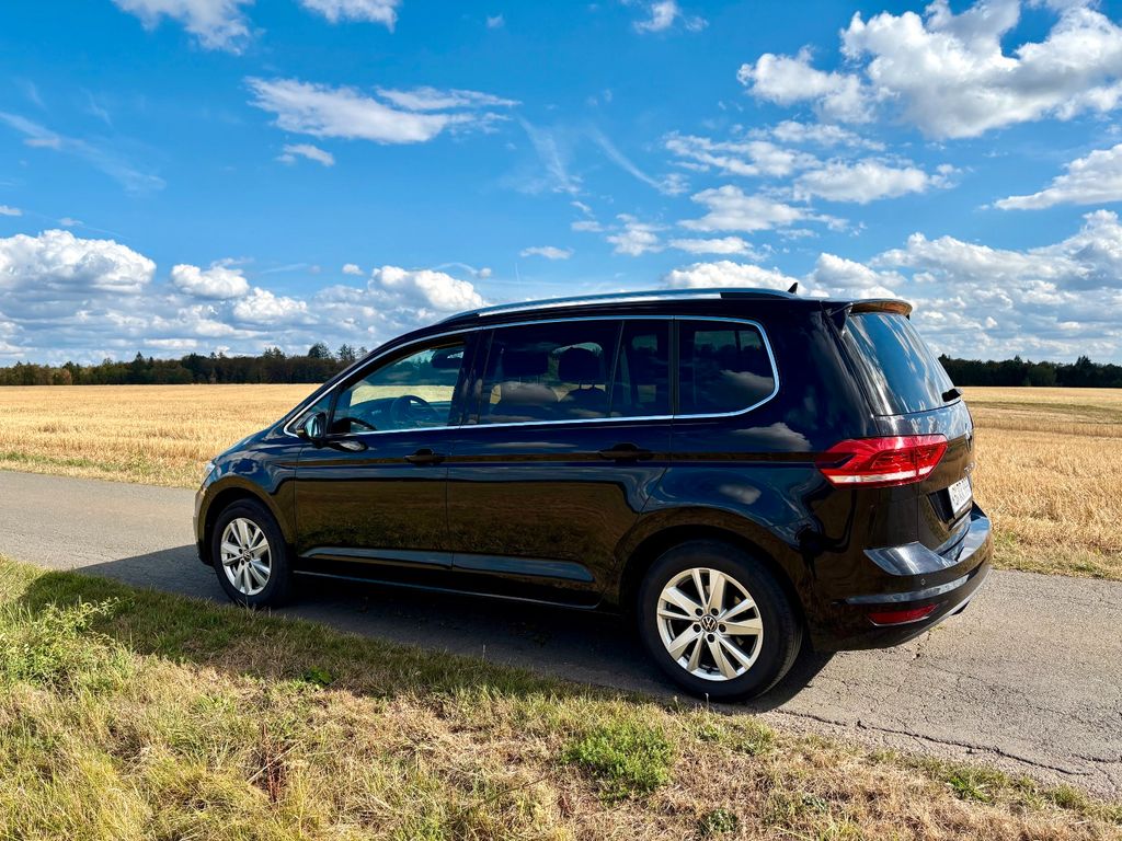 Image of Volkswagen Touran