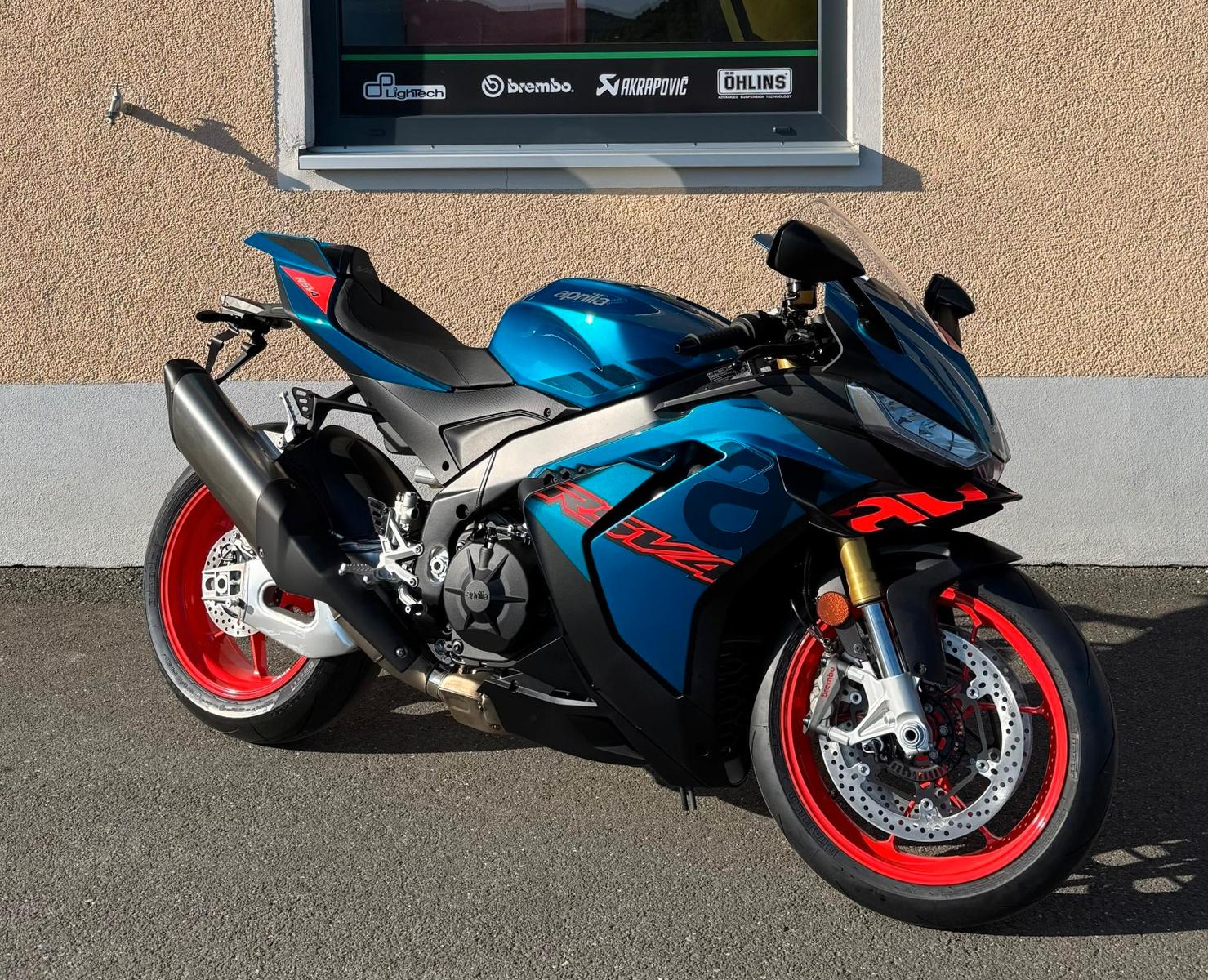Aprilia RSV4 E5+ 2026 beide Farben *Aktion*