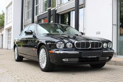 JAGUAR XJ V8 Super/ 2. HAND/ DE/ SCHIEBEDACH/ SITZHZG. JAGUAR XJ V8 Super/ 2. HAND/ DE/ SCHIEBEDACH/ SITZHZG.