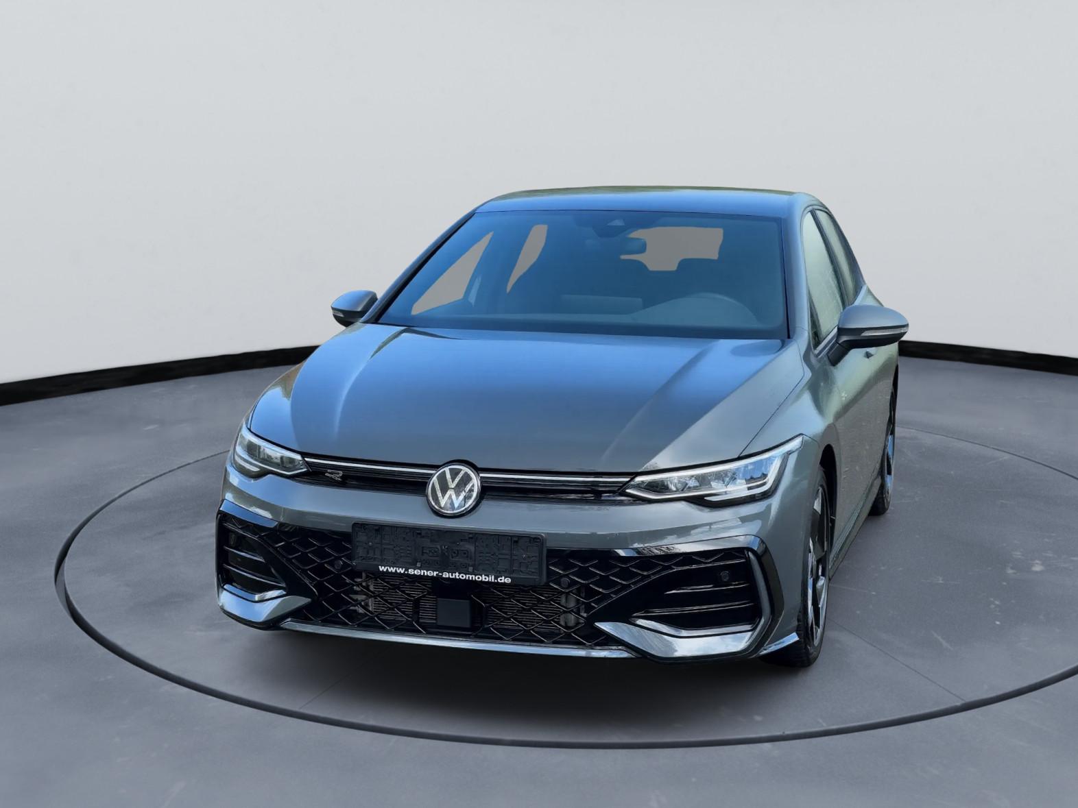 Volkswagen Golf VIII Lim 1.5 eTSI R-Line-LED-KAM-NAVI-GARAN