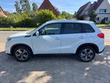 Suzuki Vitara 1.6 DDiS *Full-LED+Leder+ACC+Navi+Kamera - Suzuki Vitara Gebrauchtwagen in Hamburg