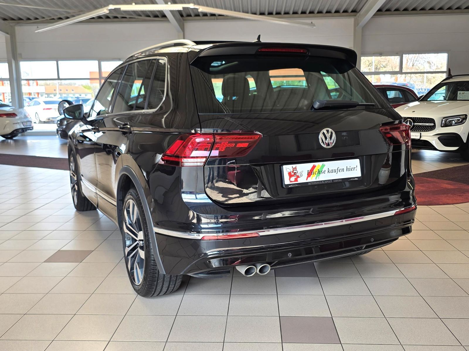Fahrzeugabbildung Volkswagen Tiguan R-Line/Pano/Keyless/LED/Virtual/Dynaudio