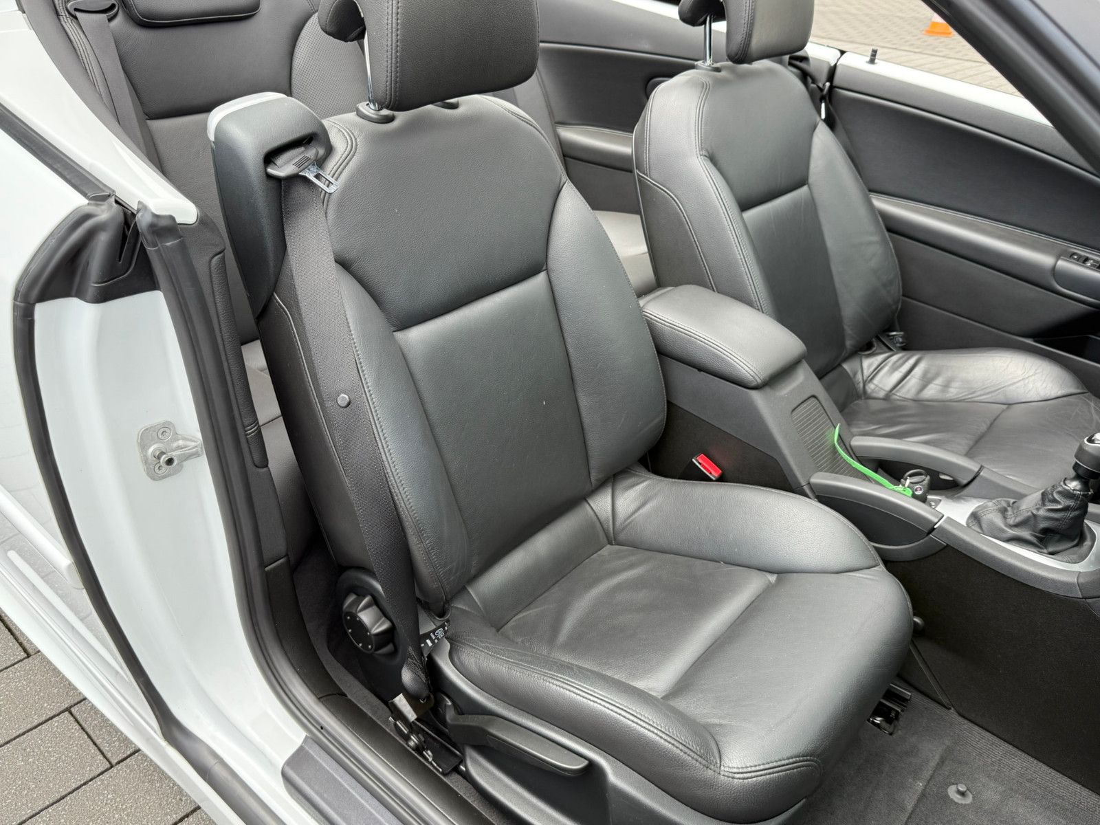 Fahrzeugabbildung Saab 9-3 Cabriolet Vector