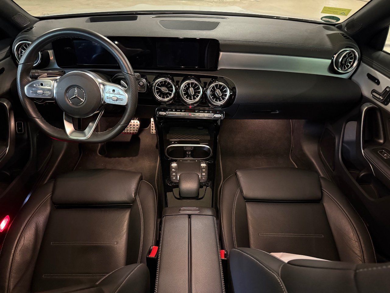 Mercedes-Benz CLA 250 e AMG Line 360° Pano S-Dach SpoSi BLIS foto 5