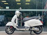 Vespa GTS300S - VESPA WEIß