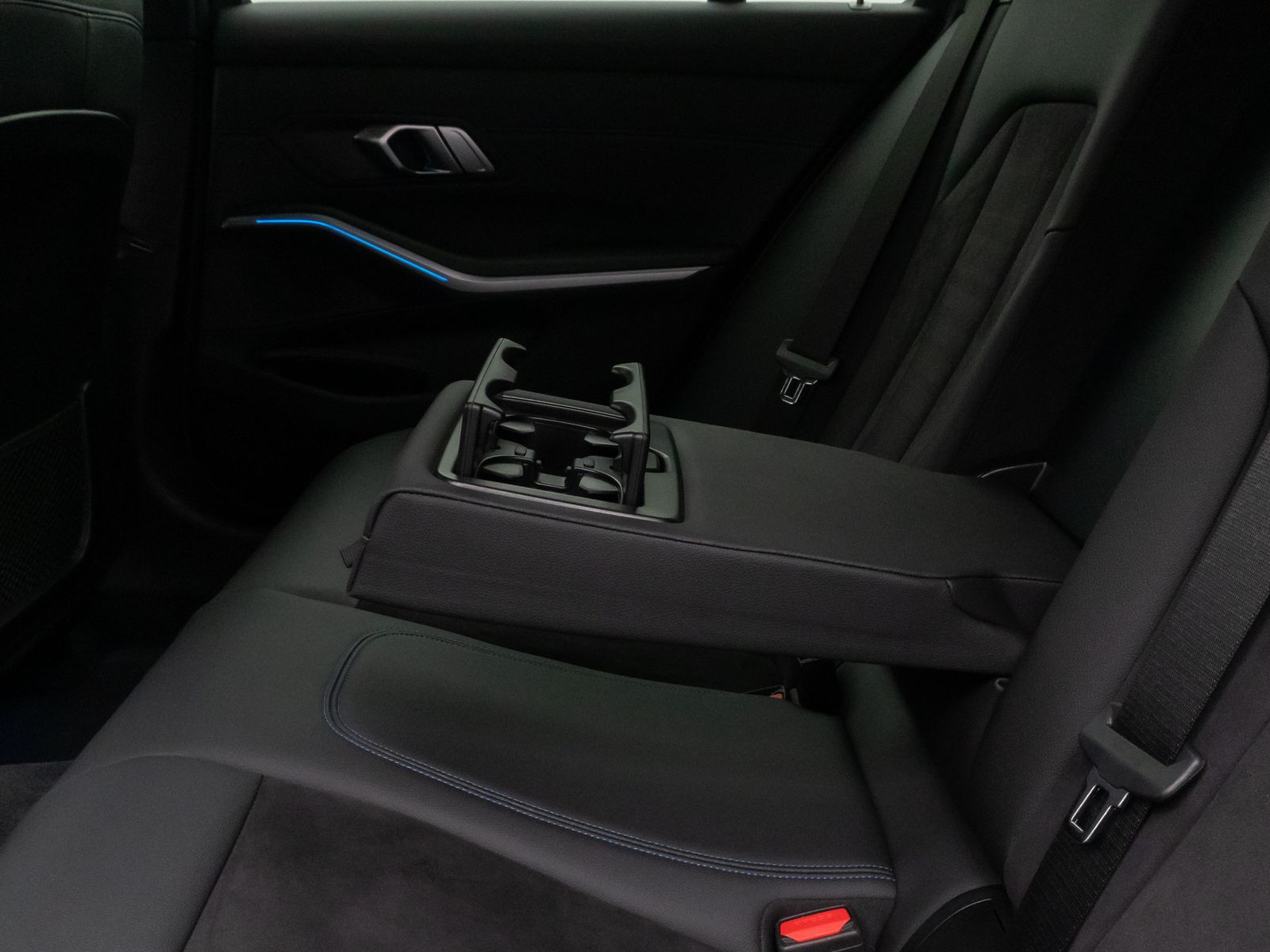 Fahrzeugabbildung BMW M340i xD Kamera HUD DAB HiFi Komfort Lenkradheiz