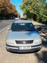 Volkswagen Vw passat Automatik 1999 - gebrauchte VW Passat aus dem Jahr 1999