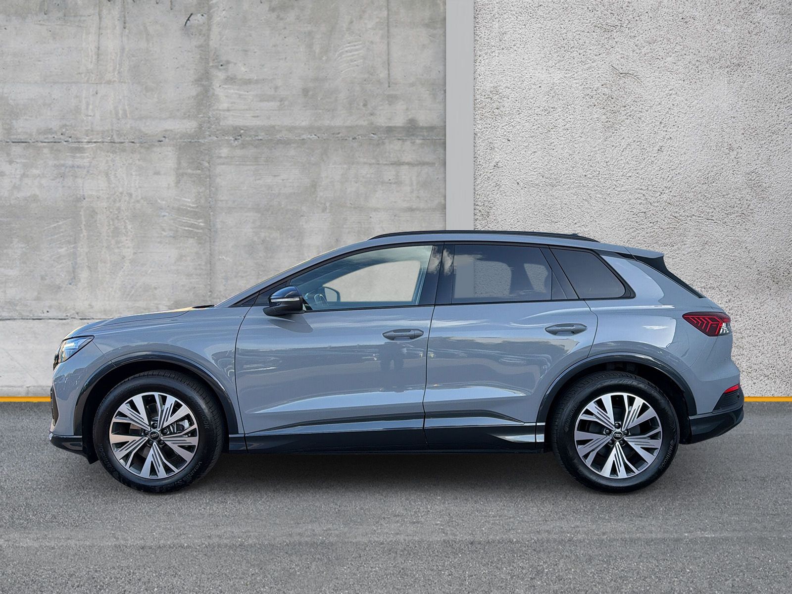 Audi Q4 e-tron 40 advanced SPORTSITZ APP SHZ imagem 2
