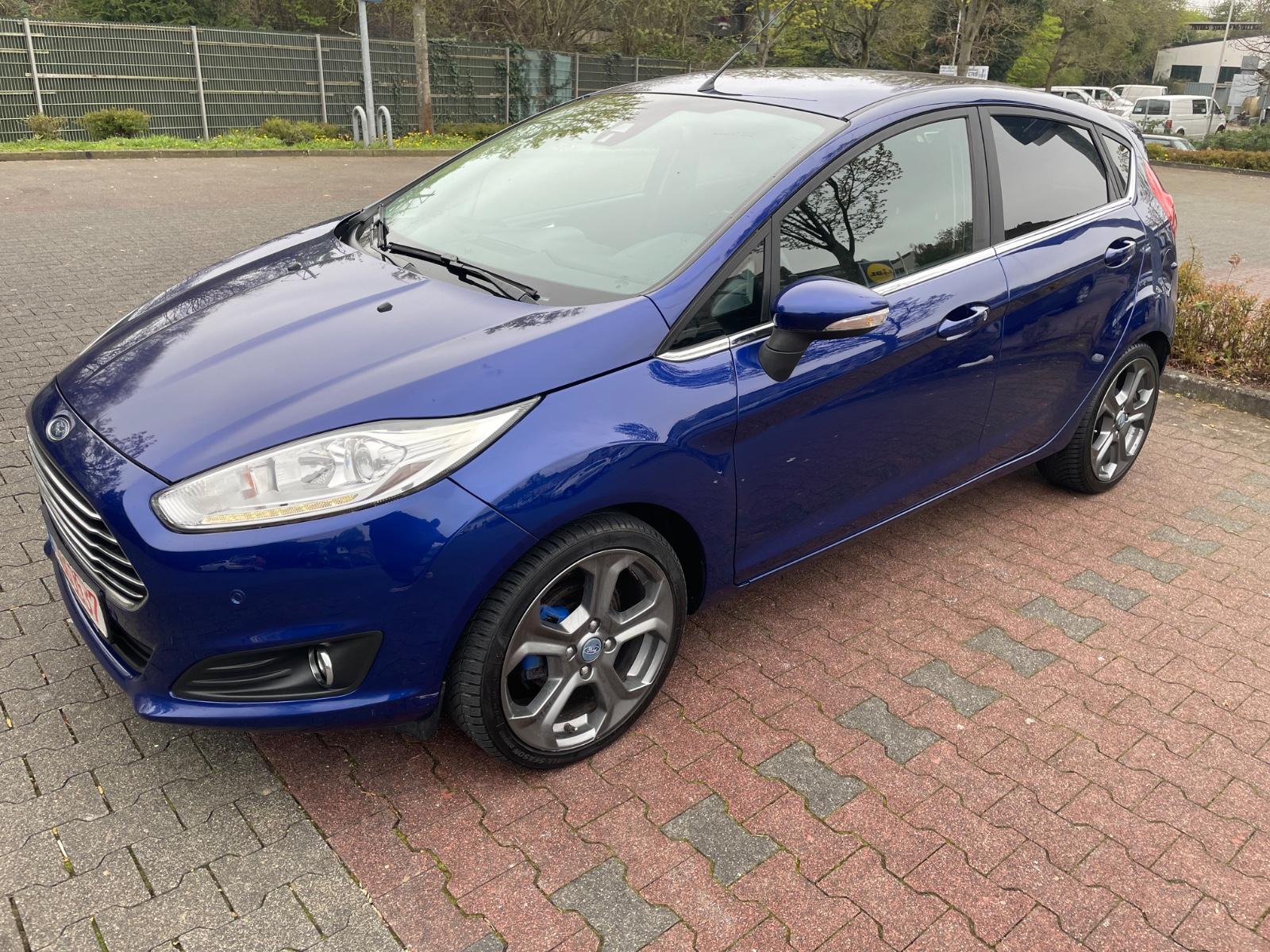 Ford Fiesta Titanium PDC Shz Alu Mfl uvm