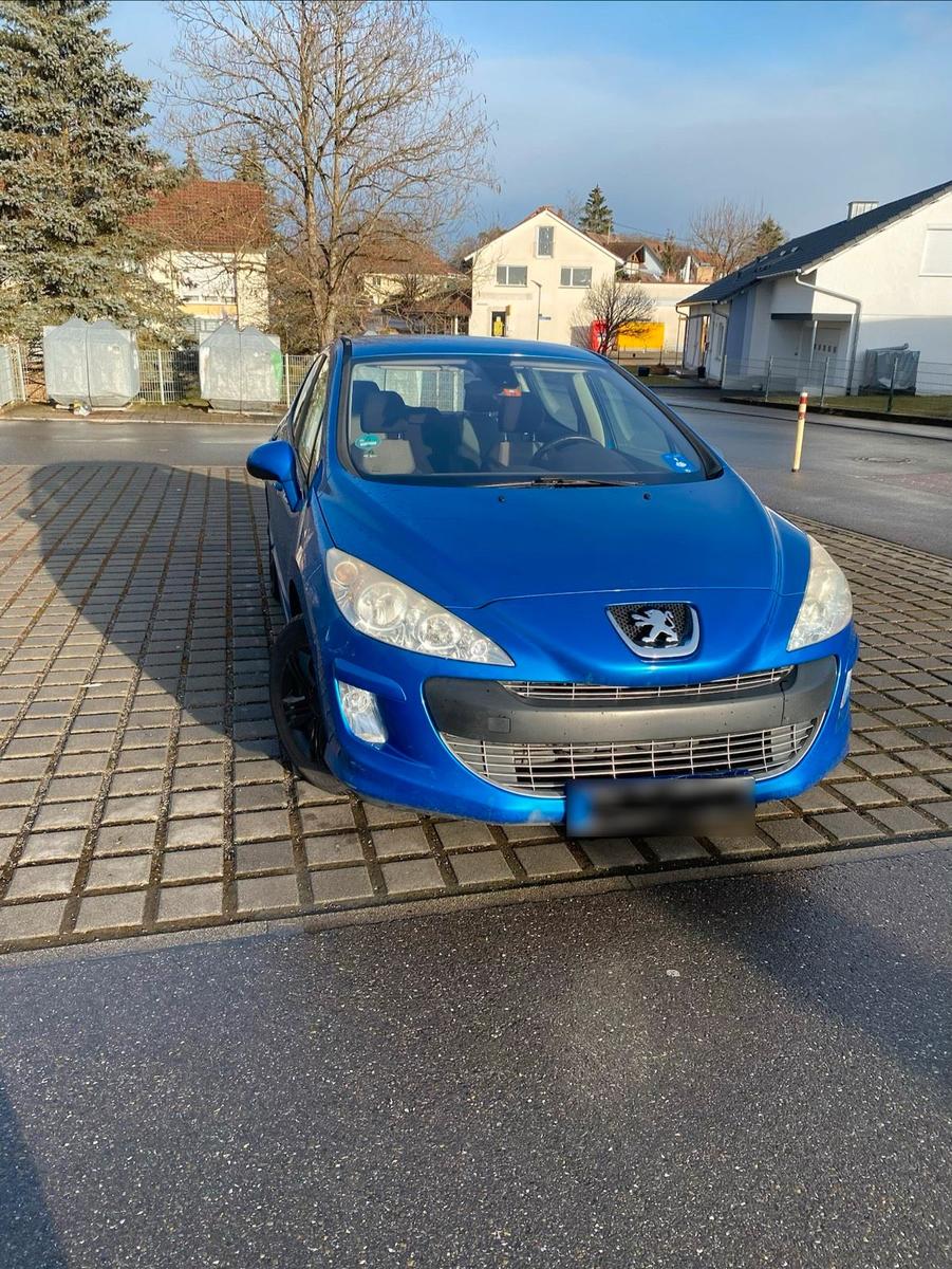Peugeot 308 2007 — rear view