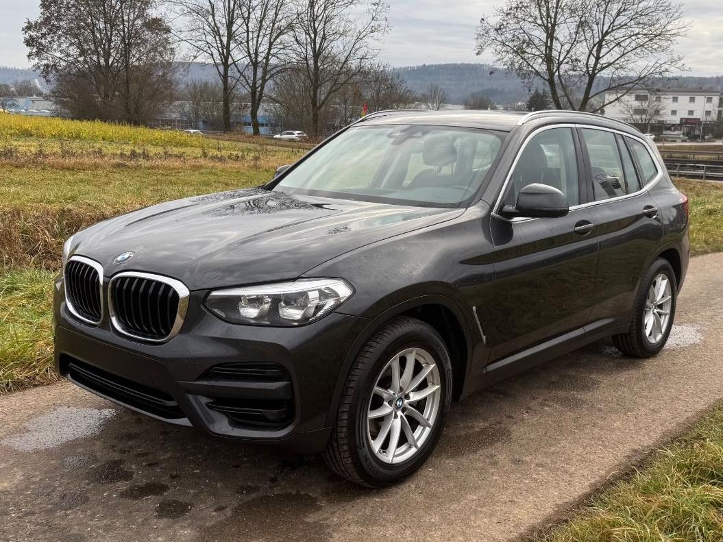 BMW X3 xDrive 20d Navi AHK Alu LED Sportsitze