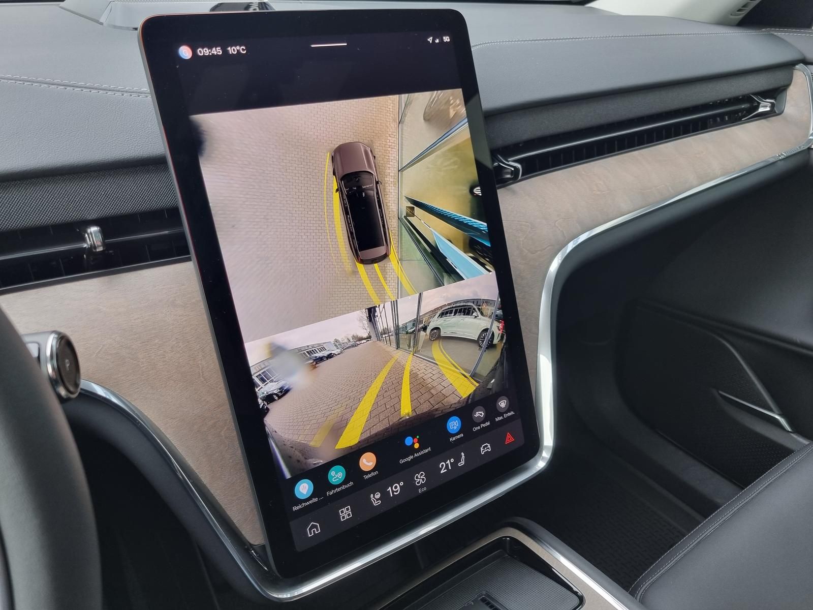 Fahrzeugabbildung Volvo EX90 TWIN AWD Ultra 7-Sitzer 'Ganzjahresreifen,