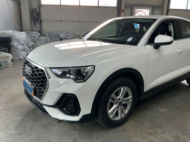 Audi Q3 35 TFSI S line