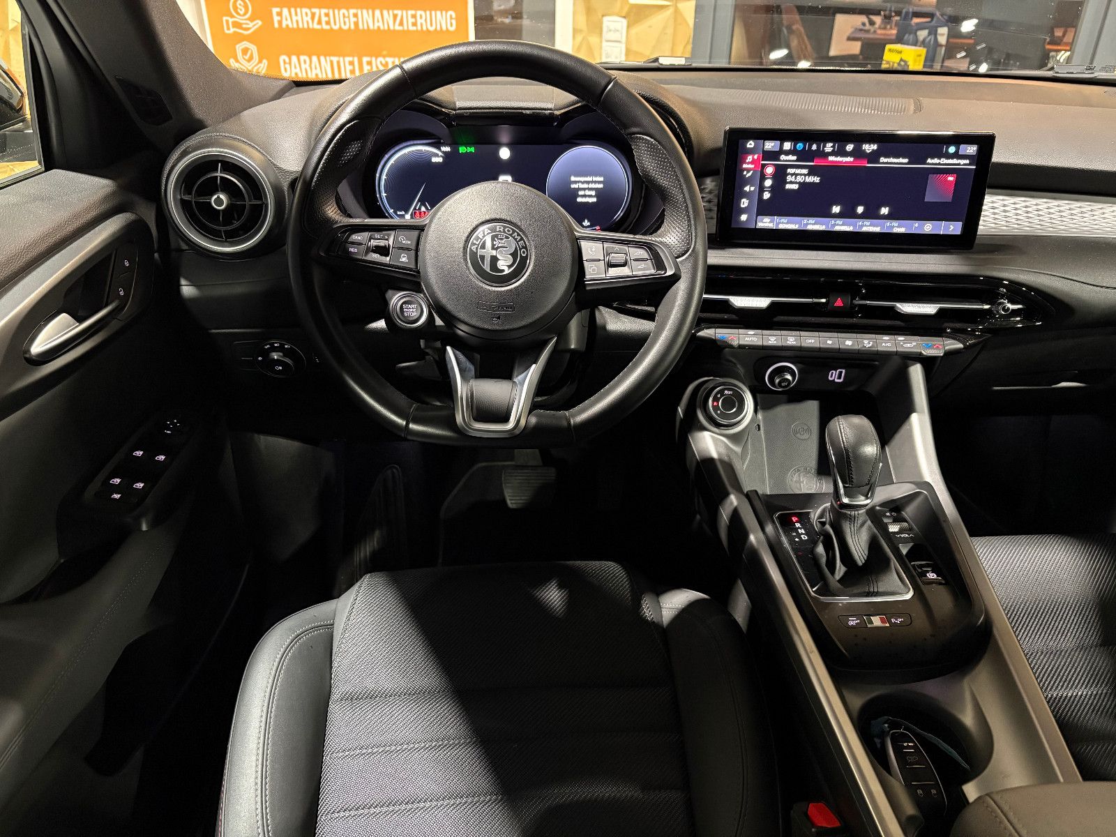 Fahrzeugabbildung Alfa Romeo Tonale Sprint/APPLE/NAVI/ACC/PDC/SPURHALTE/KLIMA