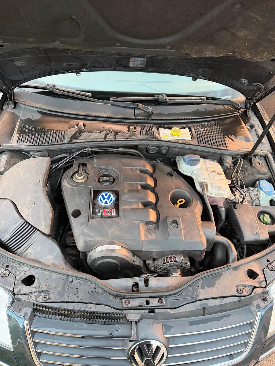 Volkswagen Passat 2005 — photo 13