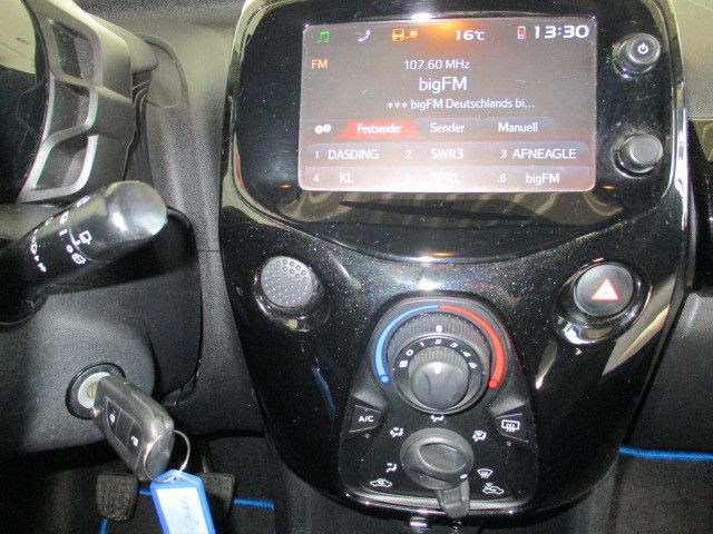 Fahrzeugabbildung Toyota AYGO x-cite 5-Türer