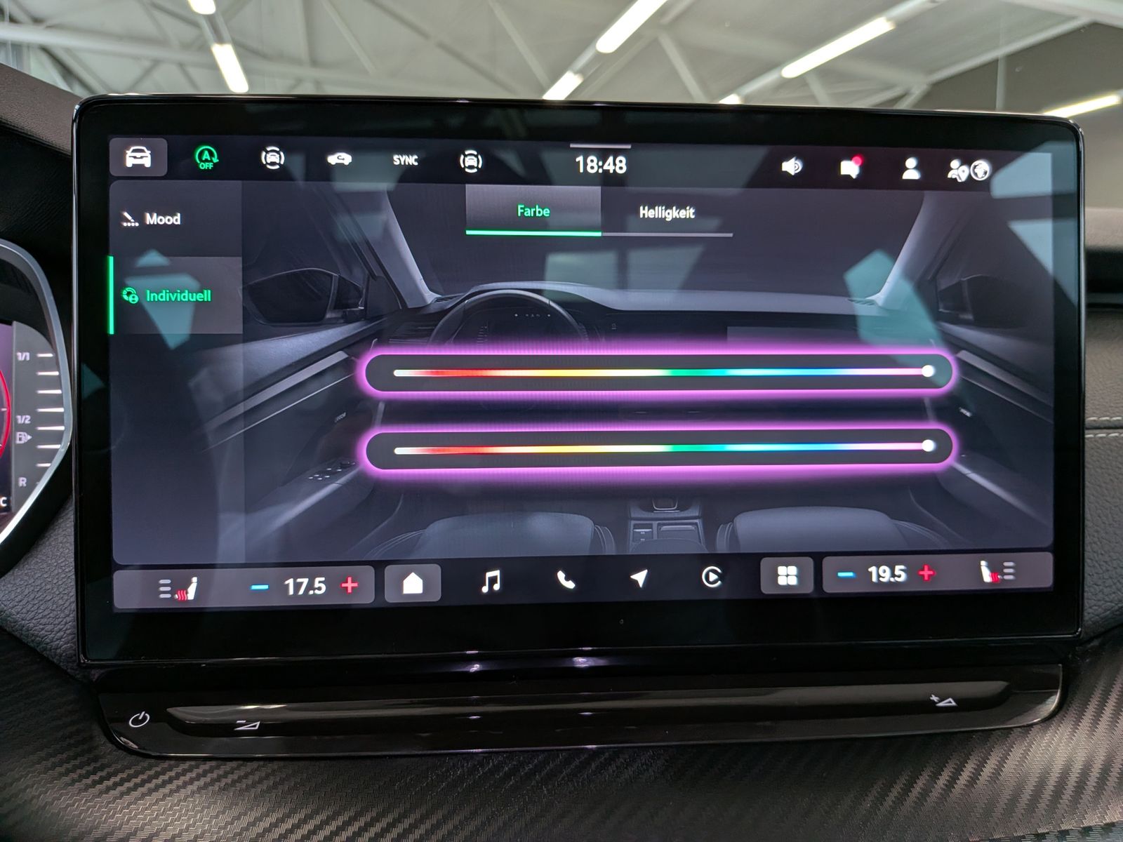 Fahrzeugabbildung SKODA Octavia 2.0TDI Sportline Matrix Canton Pano ACC