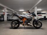 KTM 690 Duke R - KTM 2011 690