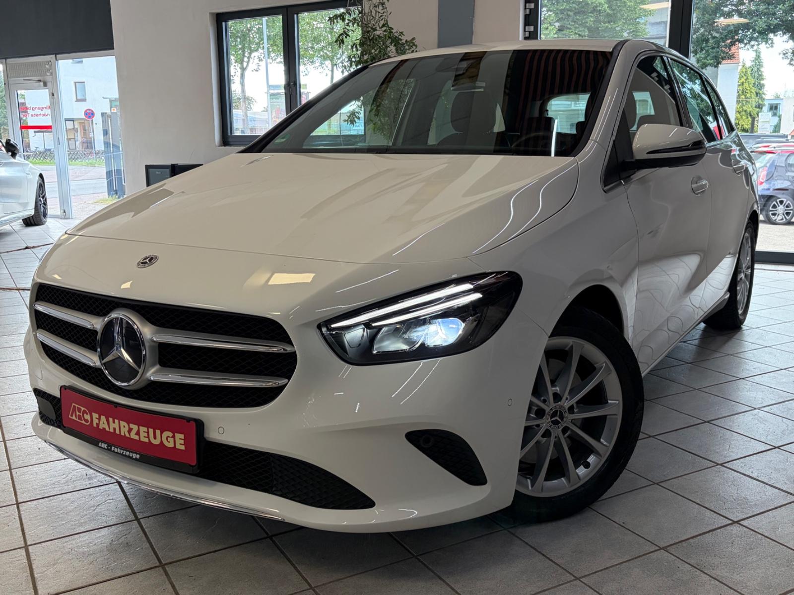 Mercedes-Benz B 220 4Matic